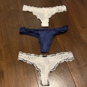 Victoria’s Secret 3-Pack Lacy Thongs